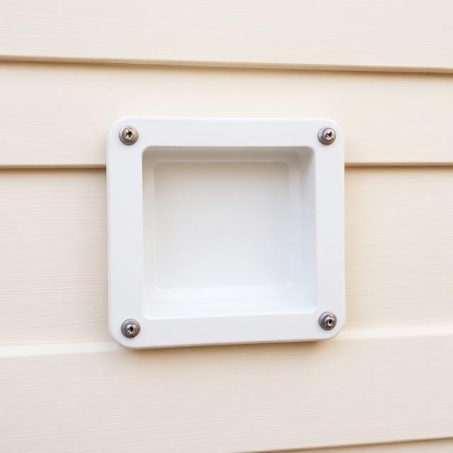 Line set cover neatly installed on exterior wall for ductless mini-split heat pump in Vancouver